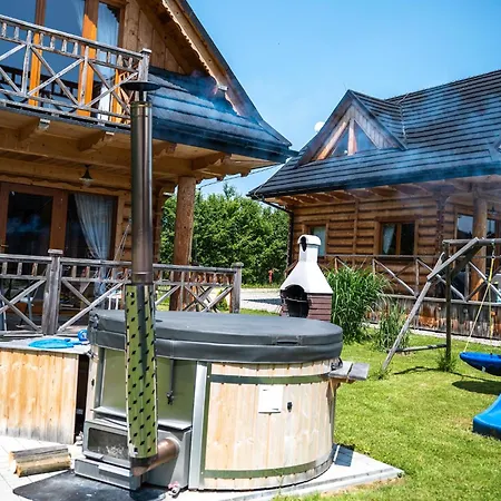 Hébergement de vacances Pod Limbami Iii *